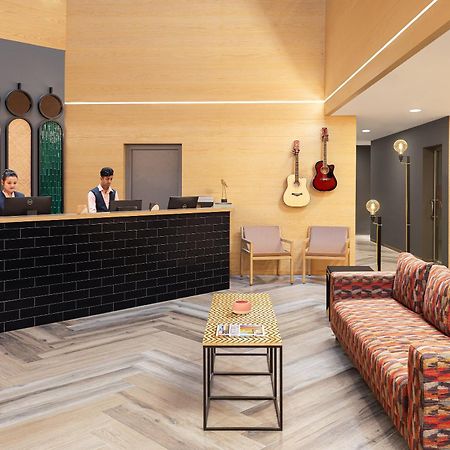 Hotel Agartala Extérieur photo