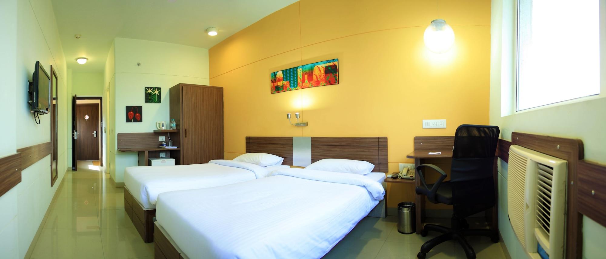 Hotel Agartala Extérieur photo
