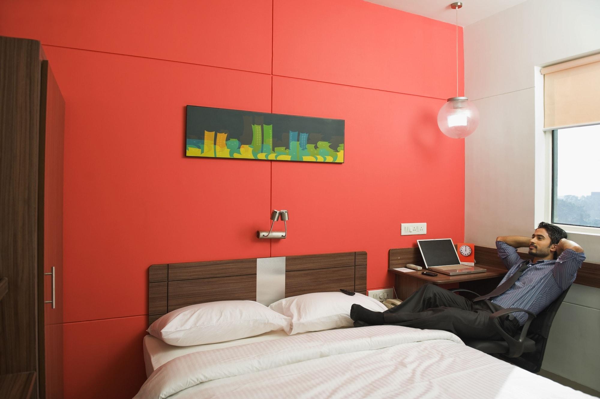 Hotel Agartala Extérieur photo