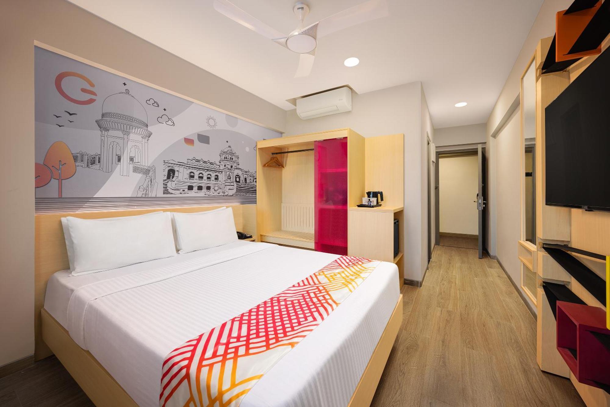 Hotel Agartala Extérieur photo