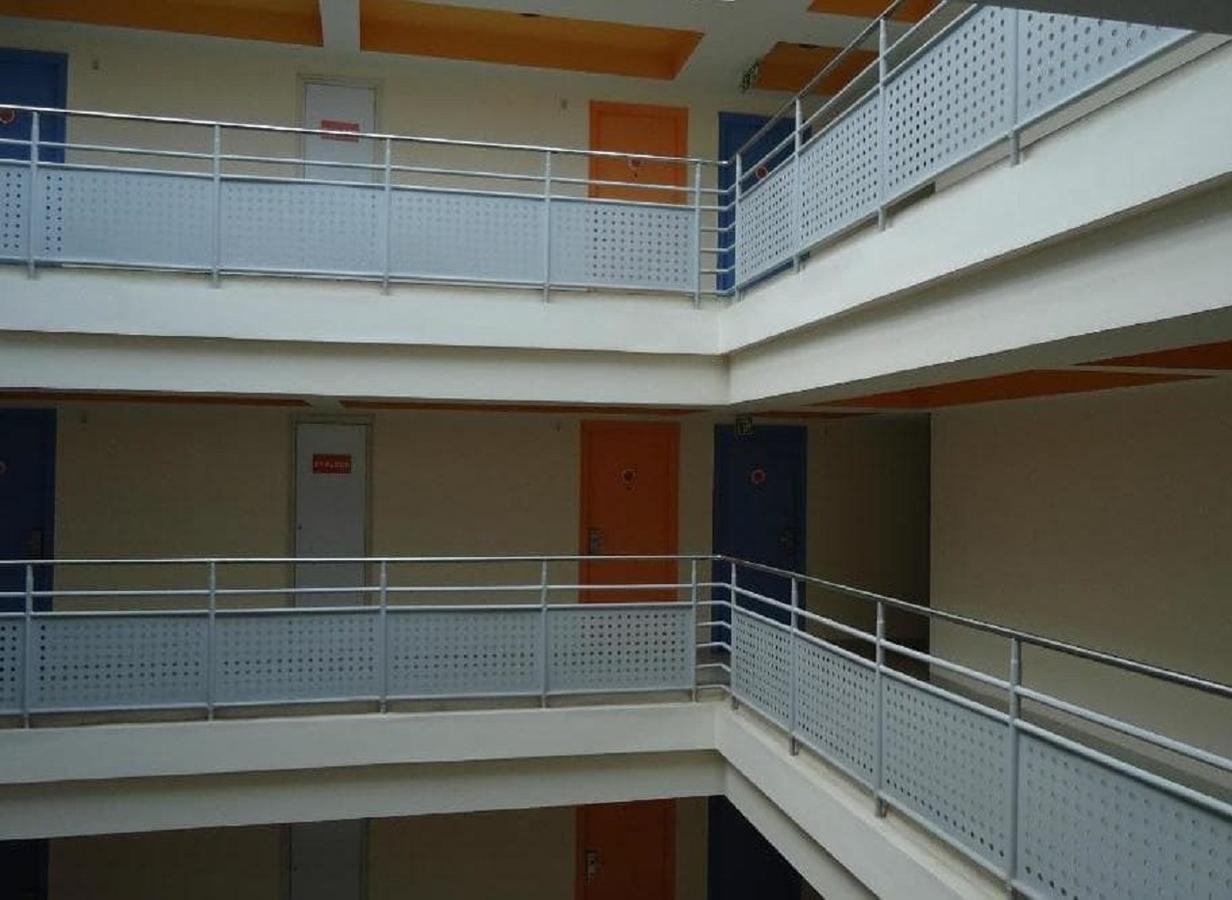 Hotel Agartala Extérieur photo